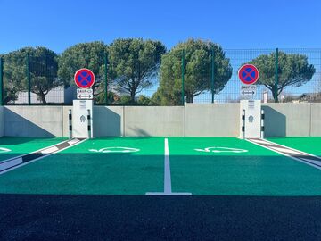Installation de bornes IRVE 22 kW Smappee EV Base au Kyriad de Limoges