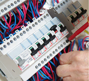 Pose de tableau électrique dans la région bordelaise